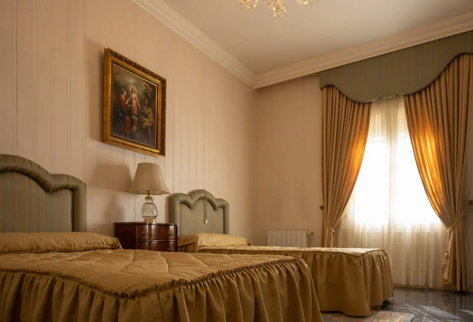 Oportunidad única en el corazón de Campillos. Dormitorio 2